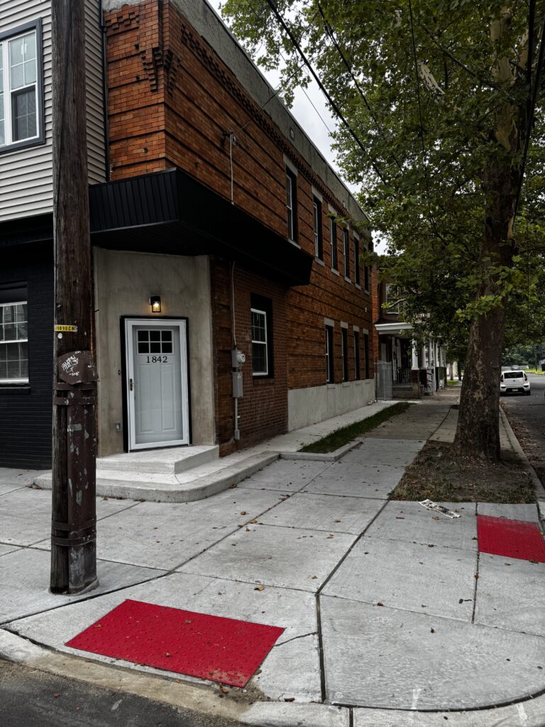 Front View (alt view)