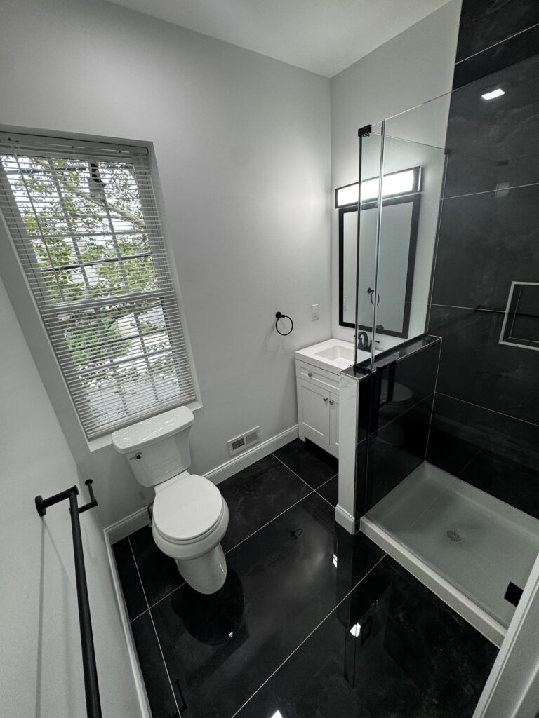 Bathroom 3 in Main Bedroom