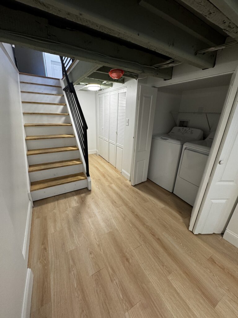 Basement (Washer&Dryer)